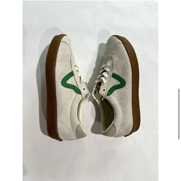 Vans Sport Low Sneakers in Cream Green Detail - Picture 5 of 8